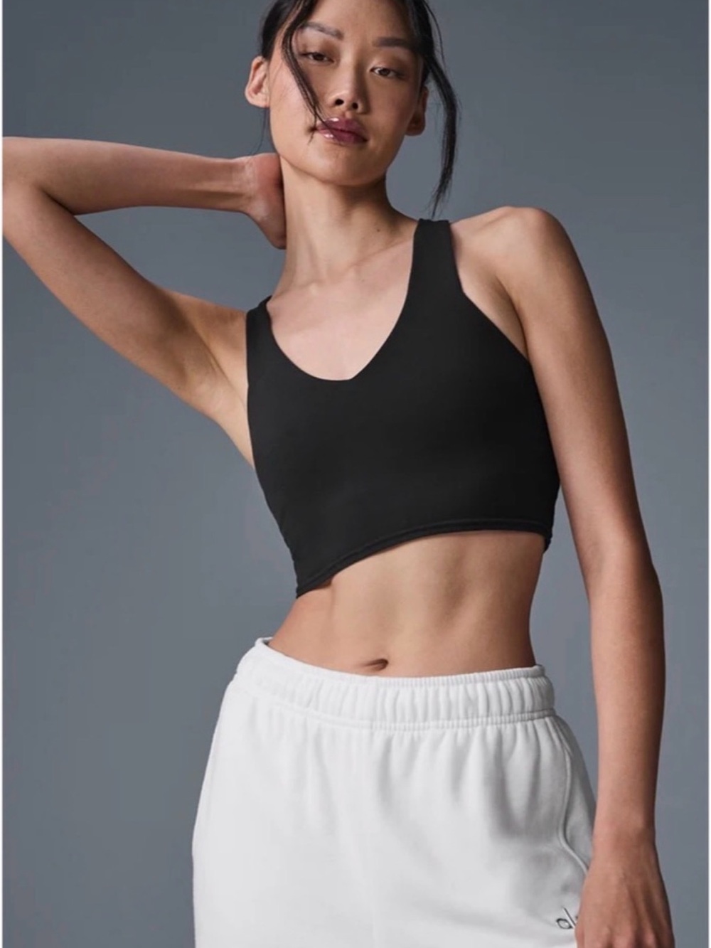 BRAND NEW - ALO Yoga - REAL BRA TANK - M - BLACK